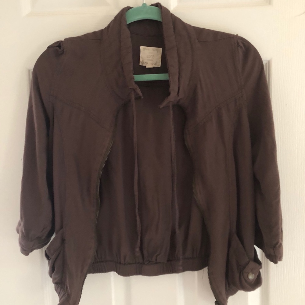 Cropped jacket